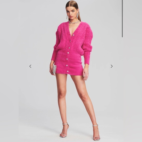 Retrofete Dresses & Skirts - Retrofete pink v-neck sweater dress w/ chic silver buttons. Size XS- Hi Barbie!